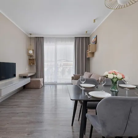 Appartamento Stylish Bel Mare E529 In With Balcony & Parking & Close To The By Renters *